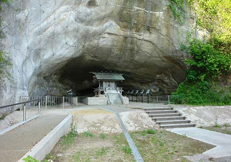 大境洞窟住居跡